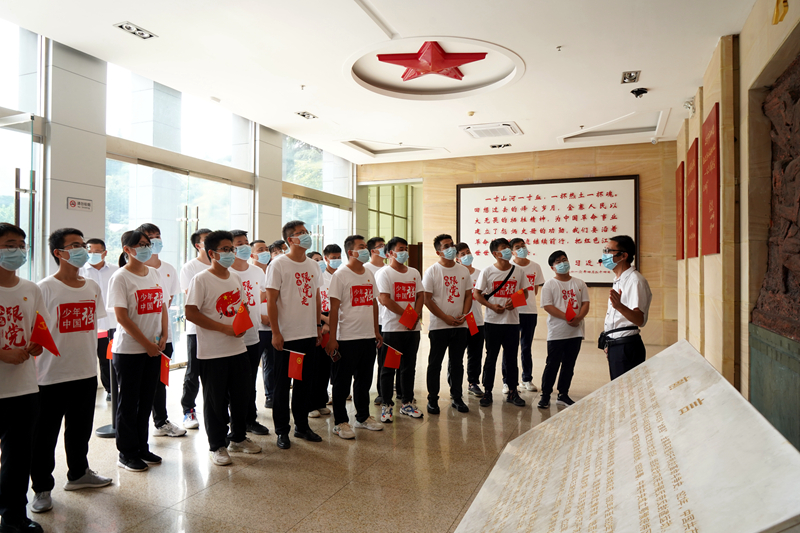 公司團委開展“喜迎二十大、永遠(yuǎn)跟黨走、奮進(jìn)新征程”主題團日活動7